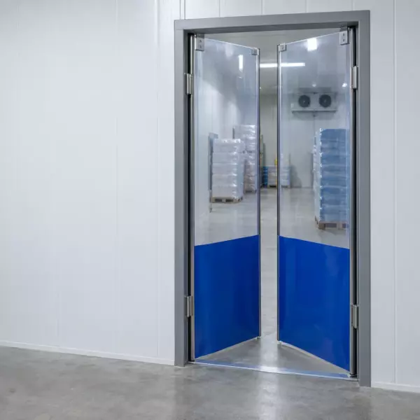 Маятниковая распашная двустворчатая эластичная дверь из ПВХ 270*120